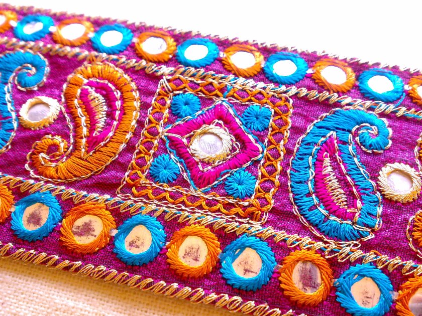 embroidery_hand_stitching
